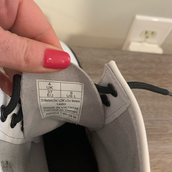 Dr. Martens 1460 white smooth leather boot - Picture 3 of 5